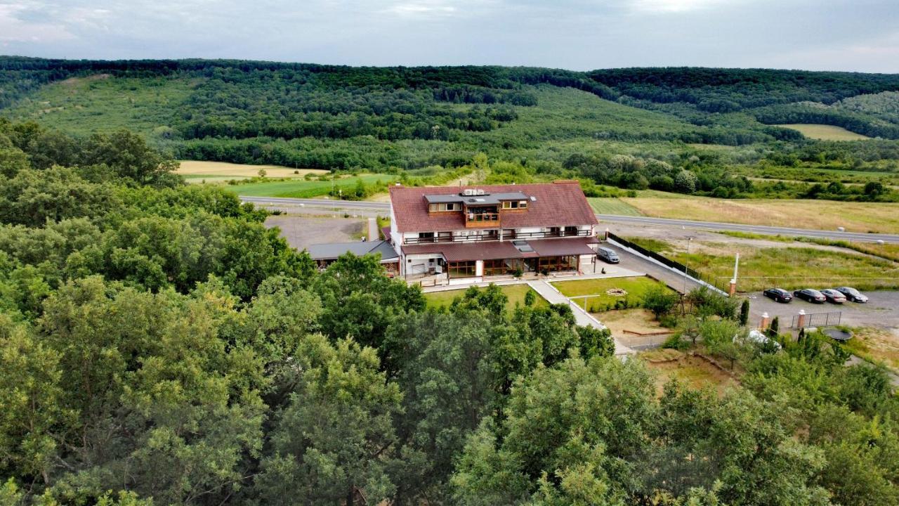 Marada Felix Hotel Hidişelul-de Sus Екстериор снимка